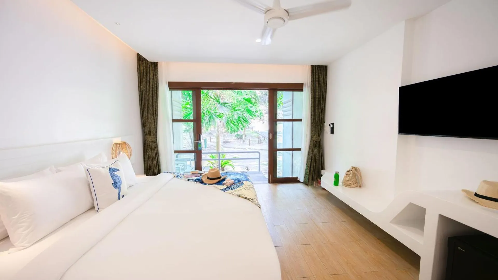 Hotel Lub D Koh Tao Tanote Bay 3*,