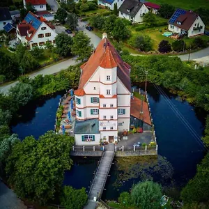 Schloss Kalteneck Gasthuis Schwenningen (Dillingen)