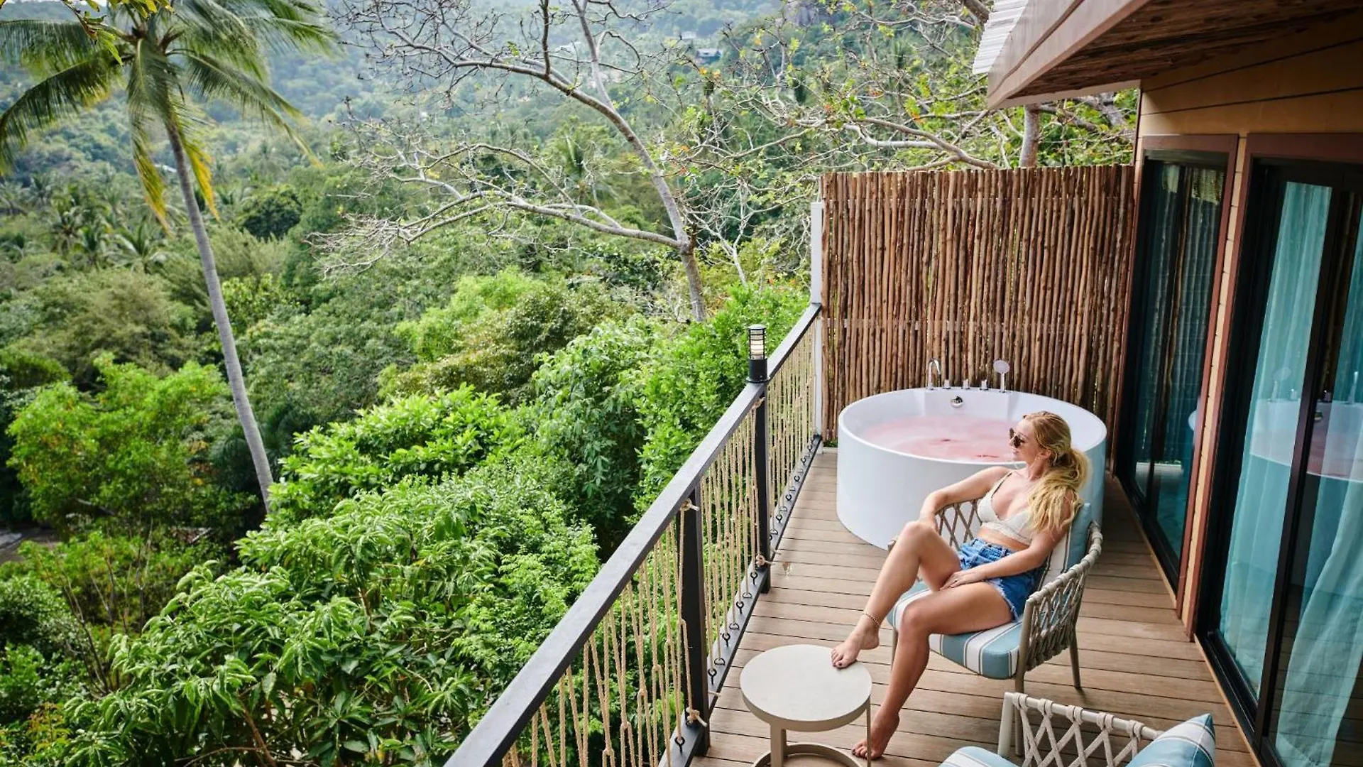 Отель Lub D Koh Tao Tanote Bay Курортный комплекс